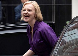 Bà Liz Truss vẫn được hưởng trợ cấp suốt đời dù chỉ tại vị vài tuần