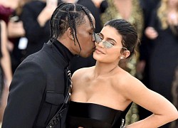 Travis Scott bị tố ngoại tình sau lưng Kylie Jenner