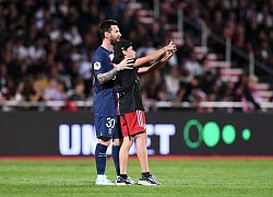 Messi được vệ sĩ hộ tống sau trận thắng 3-0