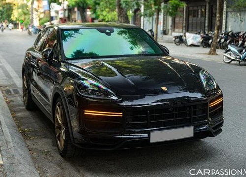 'Soi' Porsche Cayenne Turbo GT hơn 12 tỷ đồng của tay chơi Nam Định