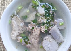 Trời mưa lạnh, làm ngay món canh khoai sọ hầm xương thơm ngon khó cưỡng