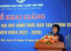 Trường ĐH Luật Hà Nội khai giảng năm học mới, đón hơn 2.300 tân sinh viên