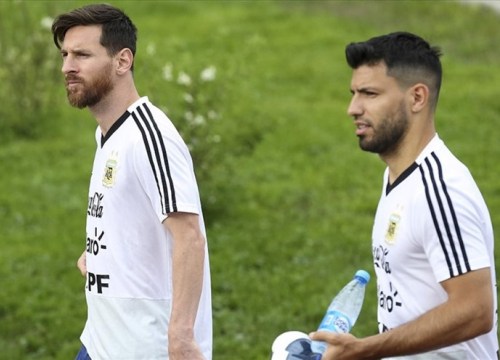 Aguero 'bật mí' chuyện Messi vỡ mộng khi rời Barca