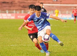 Long An cản bước Khánh Hòa thăng hạng V-League ở phút bù giờ