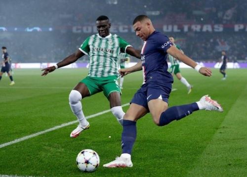 Neymar nổi giận khi Mbappe bị phạm lỗi