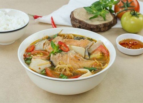 3 cách nấu canh đầu cá hồi ngon ngậy mà không bị tanh, hễ cứ lên mâm là vơi sạch