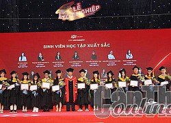 367 sinh viên Trường ại học FPT nhận bằng tốt nghiệp