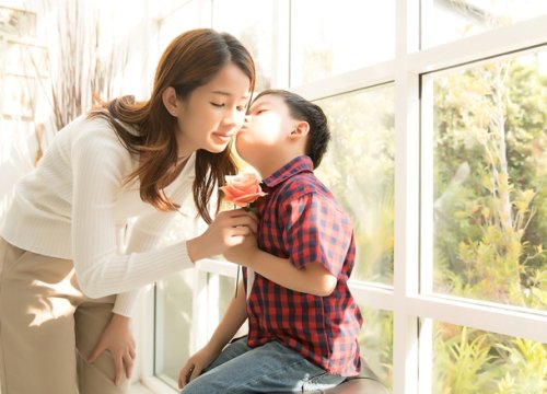 Bài văn của con khiến tôi muốn tái hợp với chồng cũ