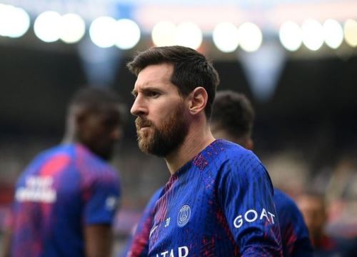 Messi từ chối nghe cuộc gọi từ Barca