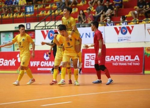 Sau vòng 15 giải Futsal VĐQG: Sahako tiến gần đến ngôi vương