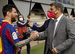 Tức giận vì bị phản bội, Messi trả đũa Barca