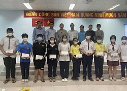 VWS tiếp sức cho học sinh, sinh viên nghèo hiếu học