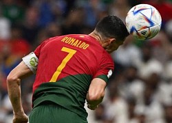 Báo chí thế giới yêu cầu FIFA "trả lại" bàn thắng cho Ronaldo: "Nó phải là của anh ấy"