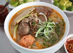 Bún bò Huế, đặc sản nức tiếng xứ mộng mơ