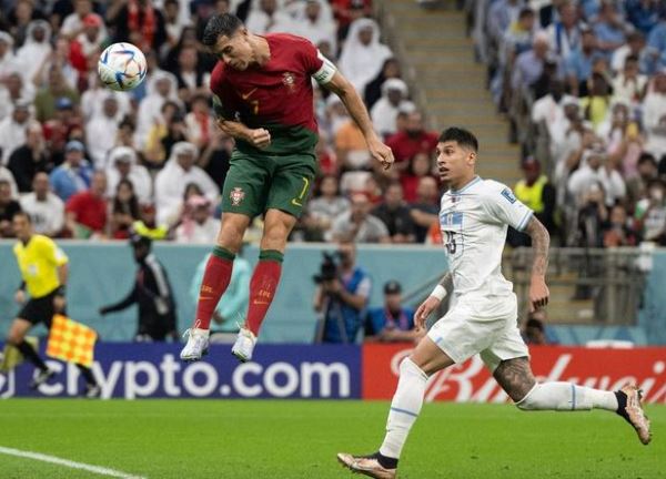 Cú bật nhảy bất thành của Ronaldo