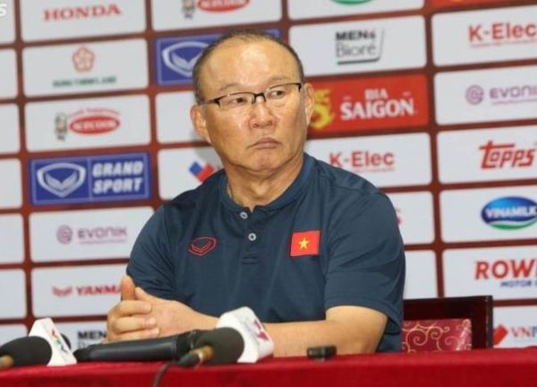 HLV Park Hang Seo: ĐT Việt Nam cần học hỏi từ thất bại của Qatar ở World Cup