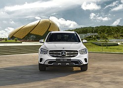 Mercedes Việt Nam tăng giá xe do lạm phát