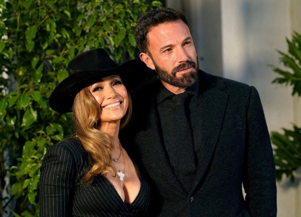 Thời gian khó khăn của Jennifer Lopez khi hủy đám cưới với Ben Affleck