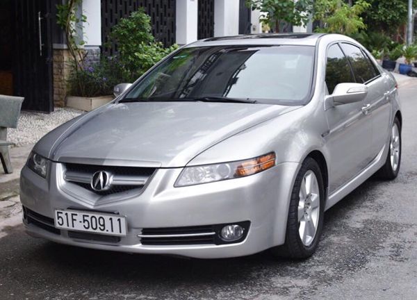 Acura TL 2005 - sedan 'dân chơi' một thời giá 300 triệu tại Việt Nam