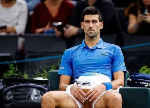 Djokovic thắng Khachanov vẫn hoang mang, CĐV dự đoán xấu cho Nole