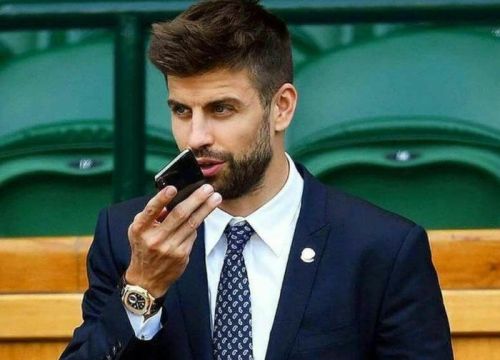 Gerard Pique thích đeo đồng hồ sang