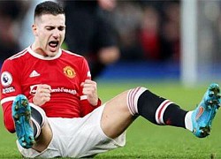 Man United tìm mọi cách giữ chân Dalot