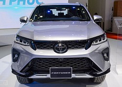 Xe SUV, Crossover 5 - 7 chỗ tại Việt Nam 'đua' tăng giá