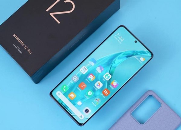 Bảng giá điện thoại Xiaomi tháng 11/2022: Giảm giá mạnh