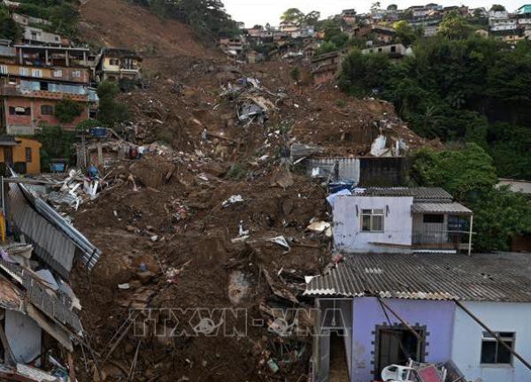 Colombia: Mưa lớn nhiều ngày gây lở đất phá hủy hàng chục ngôi nhà