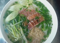 Hạ Long có bún bề bề