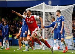 Premier League: Arsenal, Liverpool chiến thắng, M.U bại trận