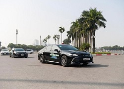 Từ nội đô đến đường đèo núi, Toyota Hybrid vẫn giữ vững phong độ nhờ sự vận hành mạnh mẽ mà êm ái