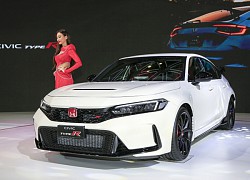 Honda Civic Type R 2023 bị đại lý Mỹ "làm giá" gần 500 triệu đồng