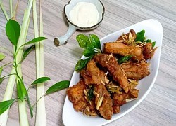 Món ngon cuối tuần: Gà chiên chanh sả giòn rụm, thơm lừng