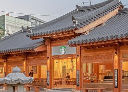 Ngôi nhà cổ 100 tuổi ở Hàn trở thành quán Starbucks