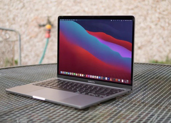 Apple đang cố gắng 'cám dỗ' các doanh nghiệp mua MacBook Pro số lượng lớn