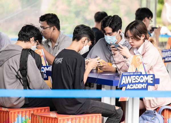 Samsung Galaxy A giúp tài năng trẻ tiếp cận Esport chuyên nghiệp hơn với Awesome Academy Tour