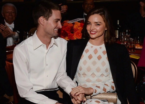 Chồng tỷ phú muốn Miranda Kerr sinh thêm con