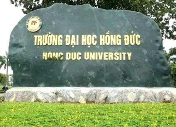 Điều kiện tuyển dụng đặc cách sinh viên sư phạm đã được "đặt hàng"