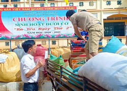 Nối gót cha, thầy Nguyễn Ngọc Sơn đưa học trò chạm đến tương lai