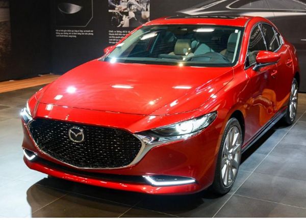 Sedan hạng C: Mazda3 hút khách, rút ngắn khoảng cách với Kia K3