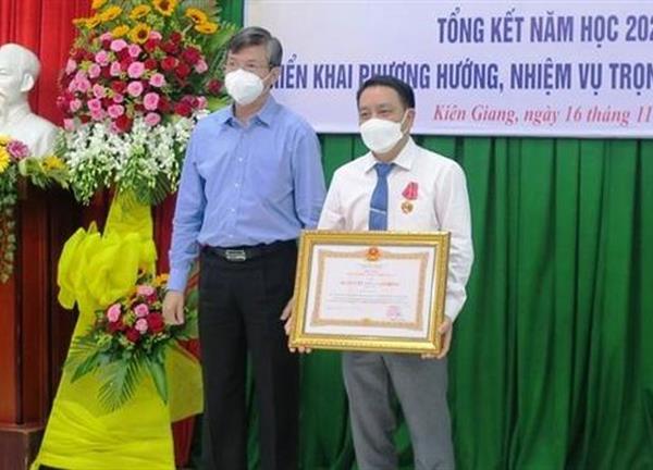 Thầy giáo ở Kiên Giang với mô hình hùng biện dưới cờ cho học sinh