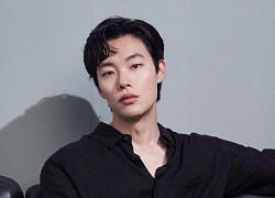 Thị lực của Ryu Jun Yeol bị ảnh hưởng vì đóng vai bác sĩ mù