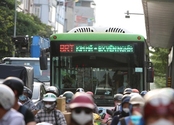 TP Hà Nội: Buýt nhanh BRT làm giảm ùn tắc giao thông