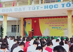 Tuyên truyền Luật An ninh mạng cho học sinh miền núi