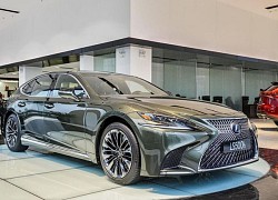 &#8216;Cơn khát&#8217; xăng và lời hồi đáp hiệu quả từ xe hơi hybrid