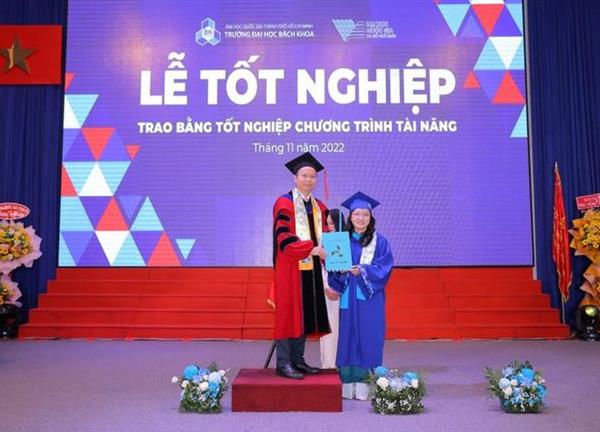 Hơn 2.800 học viên, sinh viên Trường ĐH Bách khoa TPHCM nhận bằng tốt nghiệp