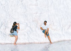 Pamukkale - "lâu đài bông" trắng như tuyết ở Thổ Nhĩ Kỳ