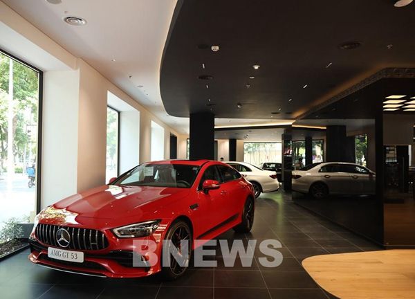 Ra mắt showroom Mercedes-Benz Vietnam Star Hoàn Kiếm, Hà Nội