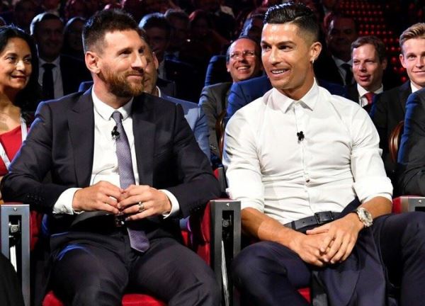 Ronaldo gây sốc chuyển nhượng PSG, đá cặp với Messi